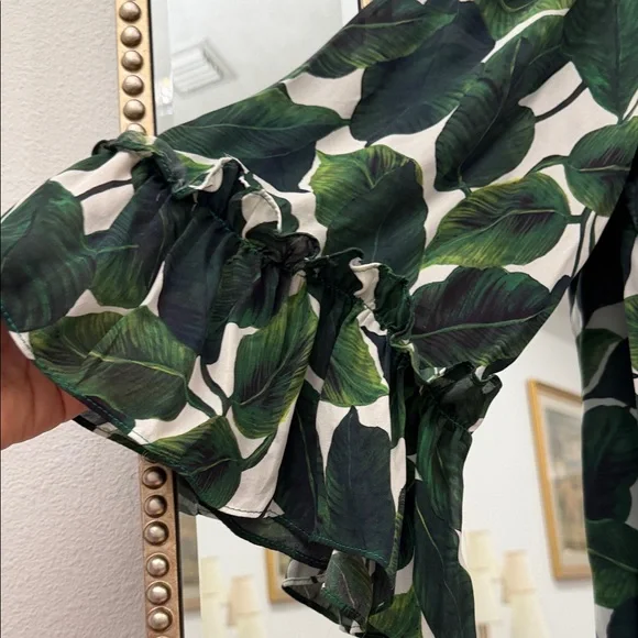 Milly Tropical Green Leaf Ruffle Top - Picture 3 of 6